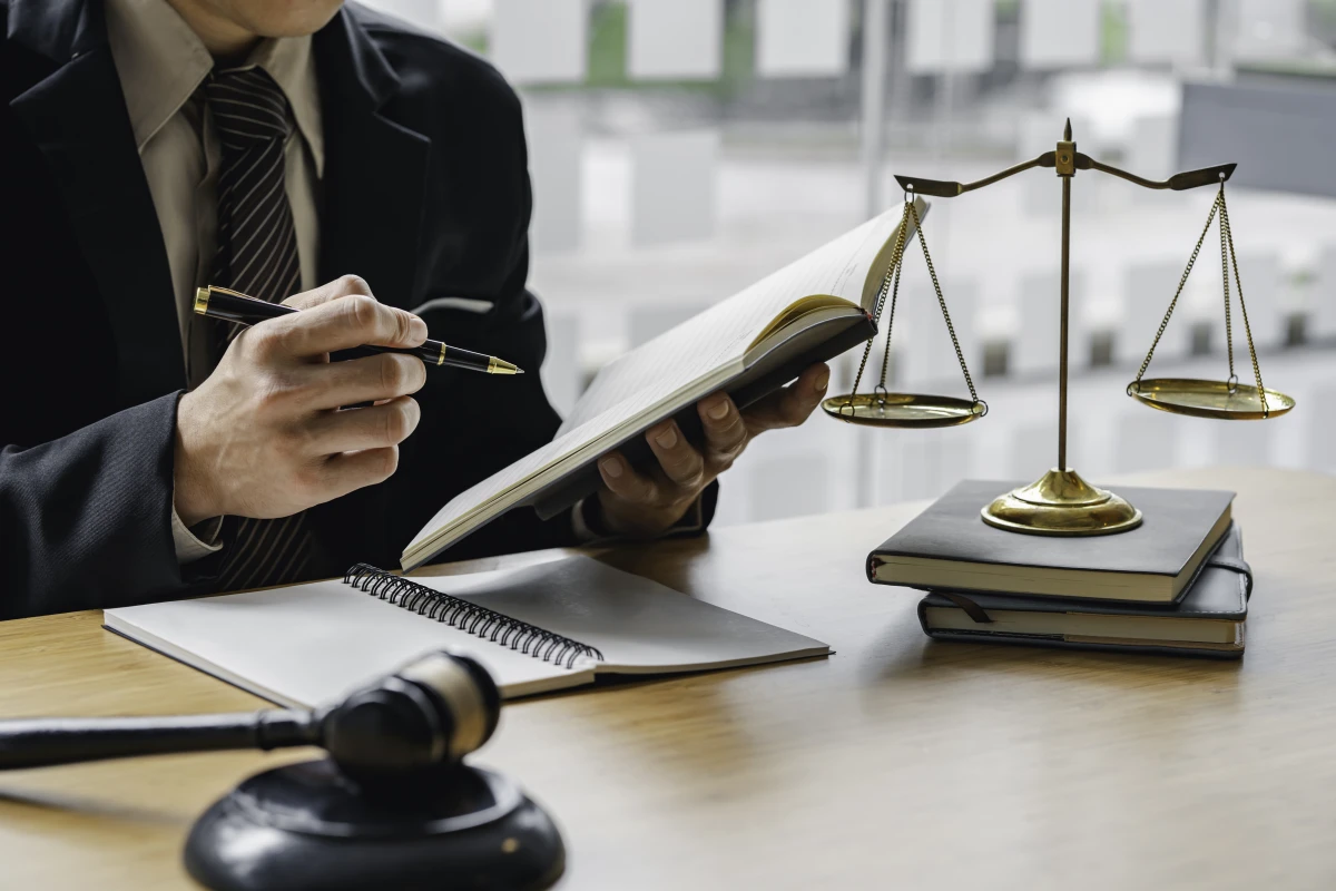 Les clés pour maîtriser les aspects juridiques de l'achat immobilier à l'étranger
